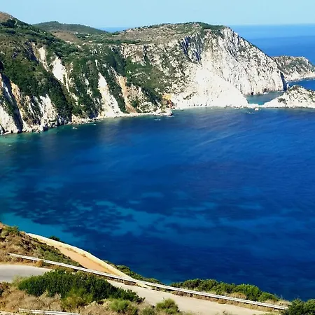 Delightful Kefalonia 3 Bedrooms Mare Blue Private Pool&close To Amenities Trapezaki *